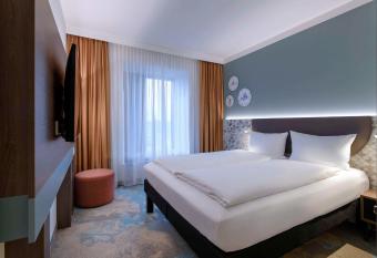 ibis Styles Kiel City allows 18 year olds to book a room