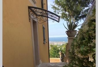 Casa Belvedere has Balcony rooms