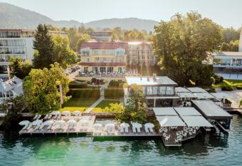 Seehotel Dr. Jilly has Balcony rooms