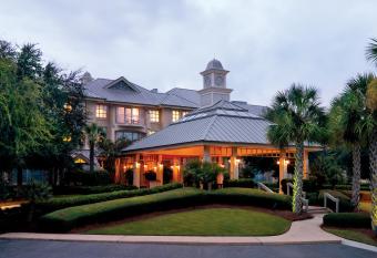 The Inn & Club at Harbour Town has Balcony rooms