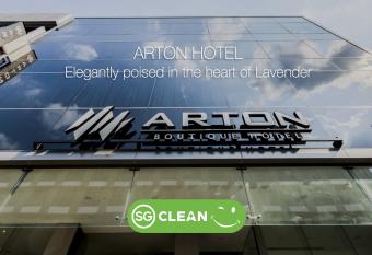 Arton Boutique Hotel allows 18 year olds to book a room