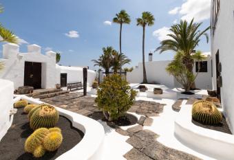 Las P  rgolas Villa Rural has Balcony rooms