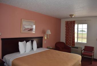 Royal Inn has Smoking rooms