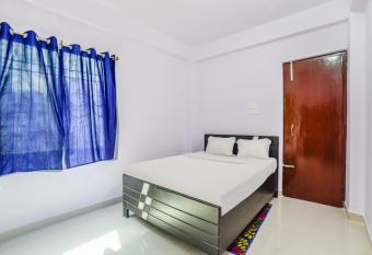 Flagship Hotel Paradise Inn allows 18 year olds to book a room