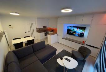 Luxe appartement I 2 slaapkamers I 2 x dubbel bed I 75m van het strand I Nieuwpoort-Bad has Balcony rooms