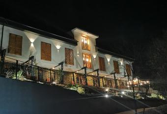 Illaberek Turistah  z has Balcony rooms