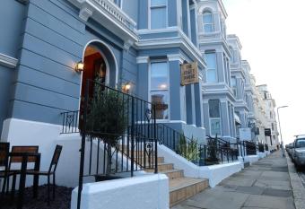 The Craft House allows 18 year olds to book a room