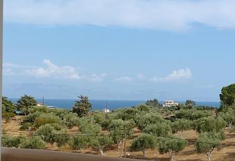 Aphrodite Appartement Peloponnes has Balcony rooms