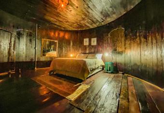 Pipa Malbec has rooms with a private hot tub