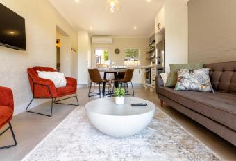 Alimama Spaces The Manson s Cote de Val has Balcony rooms