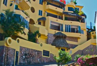 Casa Isabel a Boutique Hilltop Inn has Smoking/Balcony rooms