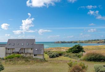 Vacanc  ole - Sud Oc  an allows 18 year olds to book a room