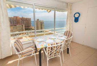 Esmeralda 311a has Balcony rooms