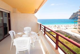 Topacio iii 25c has Balcony rooms