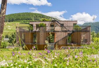 Steindl s Boutique Hotel has Balcony rooms