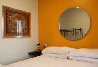 Sleep Inn Assago with balcony - 8 allows 18 year olds to book a room