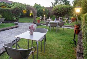 Santaia en Casal de Calma has Balcony rooms