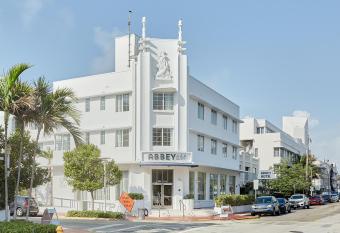 The Abbey Hotel Miami Beach, Sonder by Marriott Bonvoy allows 18 year olds to book a room