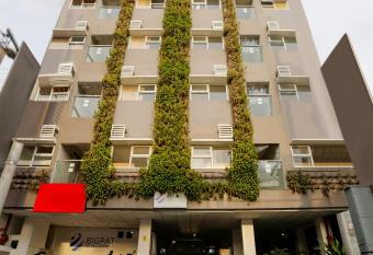 OYO 665 Pasay Centrale Hotel allows 18 year olds to book a room