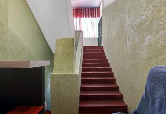 OYO Flagship Hotel Trigon allows 18 year olds to book a room