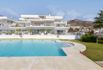 Nice apartment with a sunny terrace has Balcony rooms