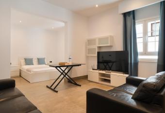 Sabbia Suites La Armada allows 18 year olds to book a room