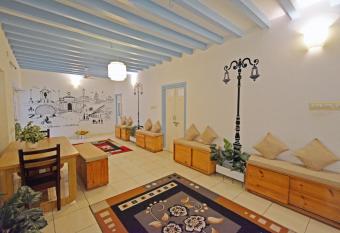 Villa Waves has Smoking/Balcony rooms