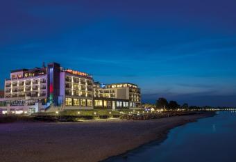 Bayside has Balcony rooms