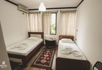 Hotel Relax has Balcony rooms