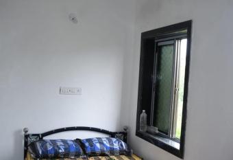 Bosan Mata Guesthouse and Bhojanalay has Smoking rooms