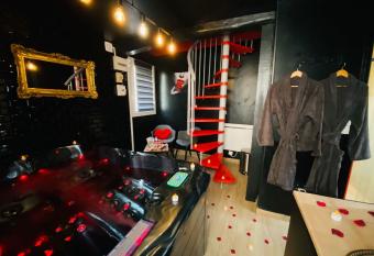 La Valentine Spa allows 18 year olds to book a room