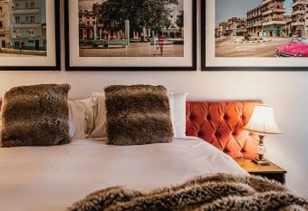 Daylesford Art Motel Signature Suites allows 18 year olds to book a room