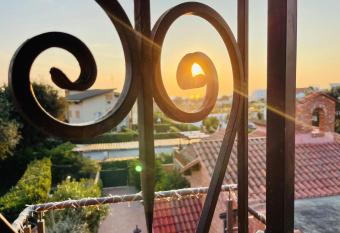 Matilde House allows 18 year olds to book a room