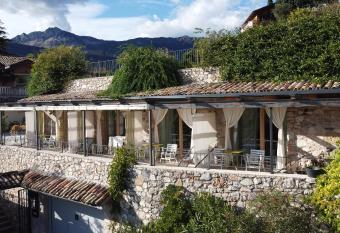 Casa del Pittore has Balcony rooms
