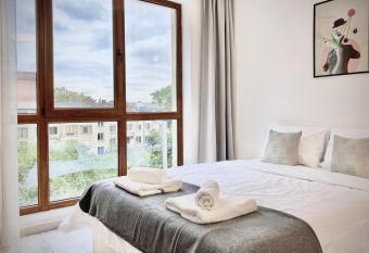 Modern Studio for 4 persons with Fast Wi-fi has Balcony rooms