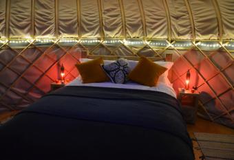 Stamford Meadows Glamping allows 18 year olds to book a room