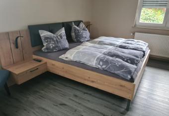 Pension Im Wiesengrund Steinau Marborn allows 18 year olds to book a room