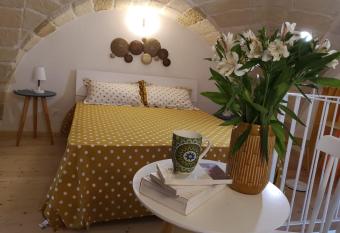 Seasons Home San Foca has Balcony rooms