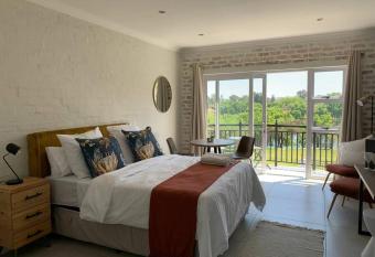 Alimama Spaces The Manson s Cote de Val has Balcony rooms