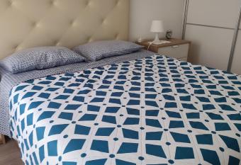 CasaBarreiro allows 18 year olds to book a room