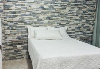 Apartamento Turistico Soul allows 18 year olds to book a room