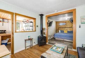 Seafare 2 has Balcony rooms