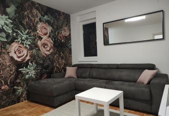 Stan has Balcony rooms