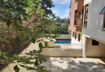 Cozy Kilimani Place allows 18 year olds to book a room