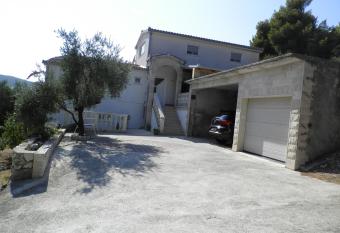 Apartments Rin  i   has Balcony rooms