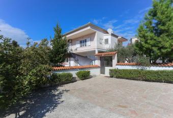 Casa Zorana-Alba Apartments has Balcony rooms