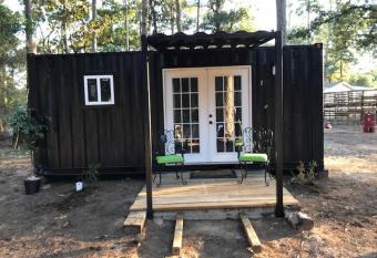 Monthly, Weekly, Nightly Rates-Delightful Shipping Container-Tiny Home has Balcony rooms
