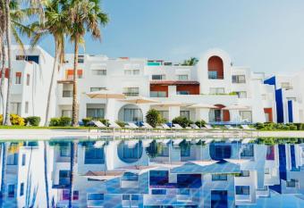 Camino Real Zaashila Huatulco has Balcony rooms
