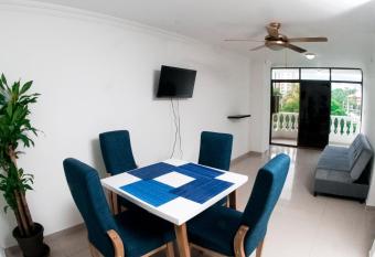 Rodadero Apartment has Balcony rooms