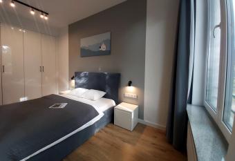 Chill Apartments Expo S  awi  ska allows 18 year olds to book a room